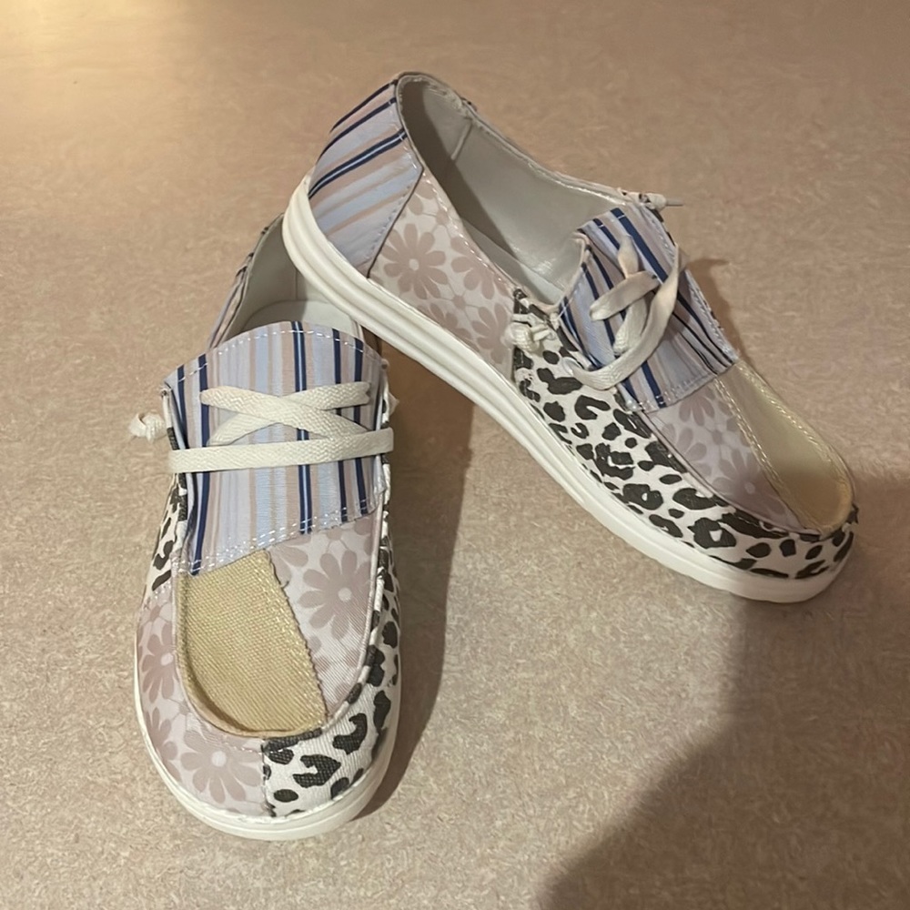Fake hey dudes, size 38, brand new